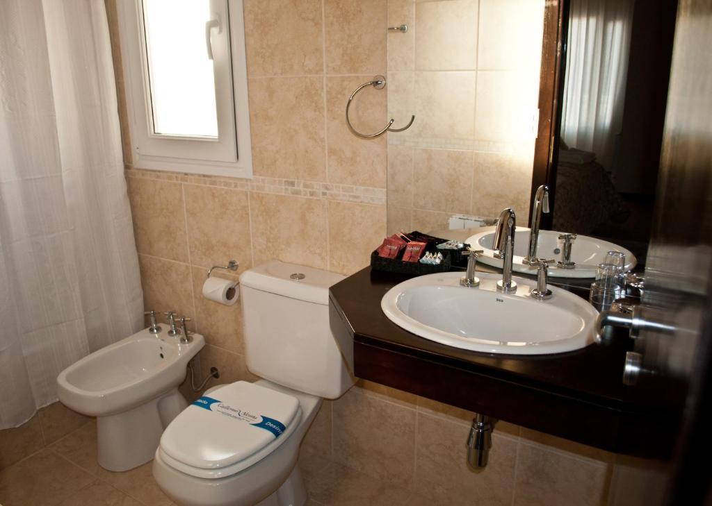 Hotel Aires De Тандил Стая снимка